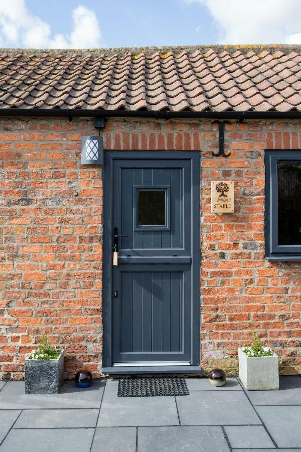 Thrush Nest Cottages - Wren Cottage Sleeps 4, 2 Bedrooms & Stable Cottage Sleeps 2, 1 Bedroom York Exterior photo